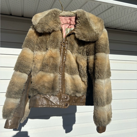 1970s Faux Fur Bomber Jacket - Picture 12 of 15